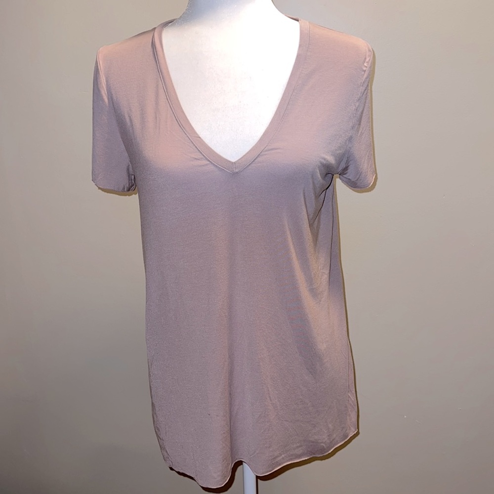 Pink Victoria’s Secret raw hem tee💓